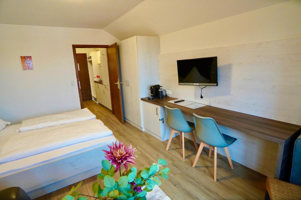 Hallelujah - Wunderschoenes Und Gepflegtes Apartment Mit Bademantelgang Zur Therme Бад Грисбах Екстериор снимка