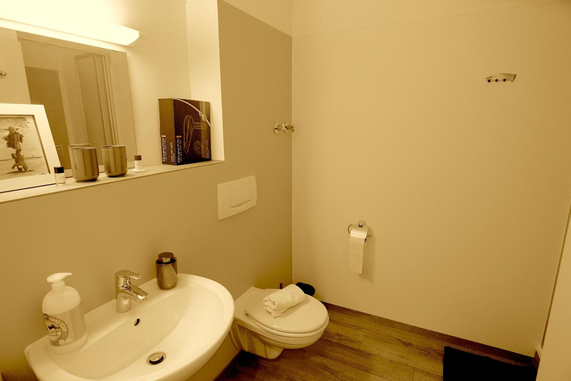 Hallelujah - Wunderschoenes Und Gepflegtes Apartment Mit Bademantelgang Zur Therme Бад Грисбах Екстериор снимка